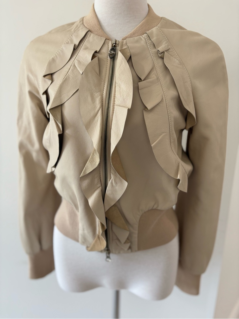 Vintage Valentino Roma 100% Leather Bomber Jacket Size 4/40